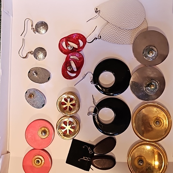 Lot of vintage pierced earrings - Picture 3 of 5